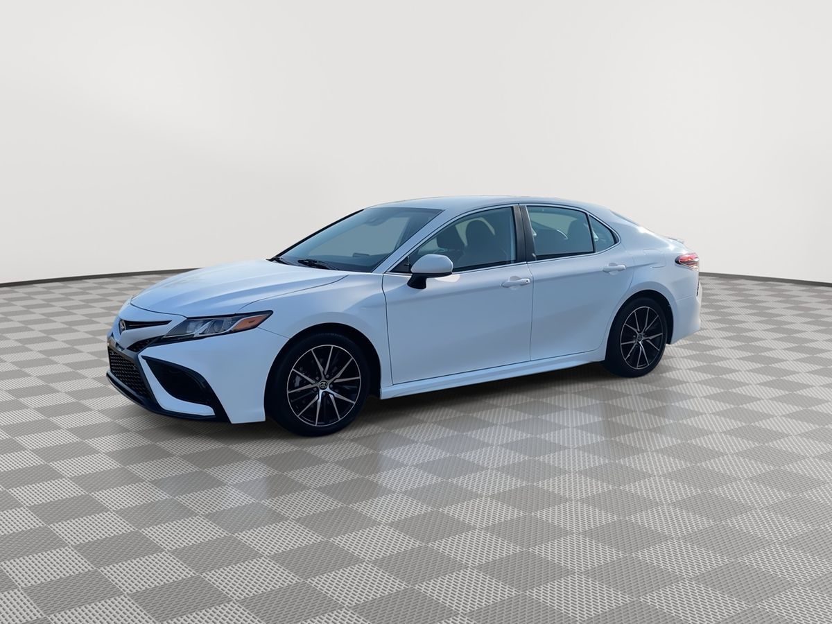 2021 Toyota Camry SE photo 4
