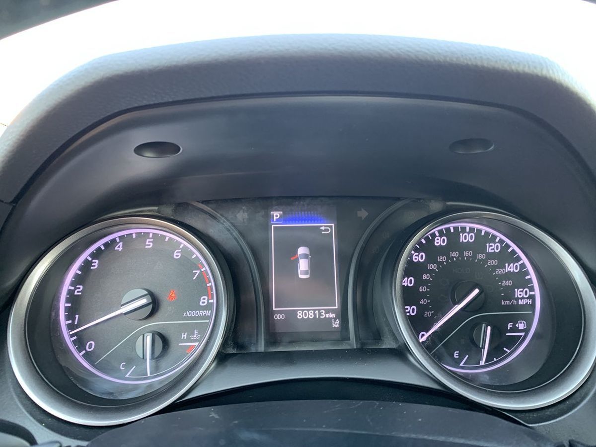 2021 Toyota Camry SE photo 18