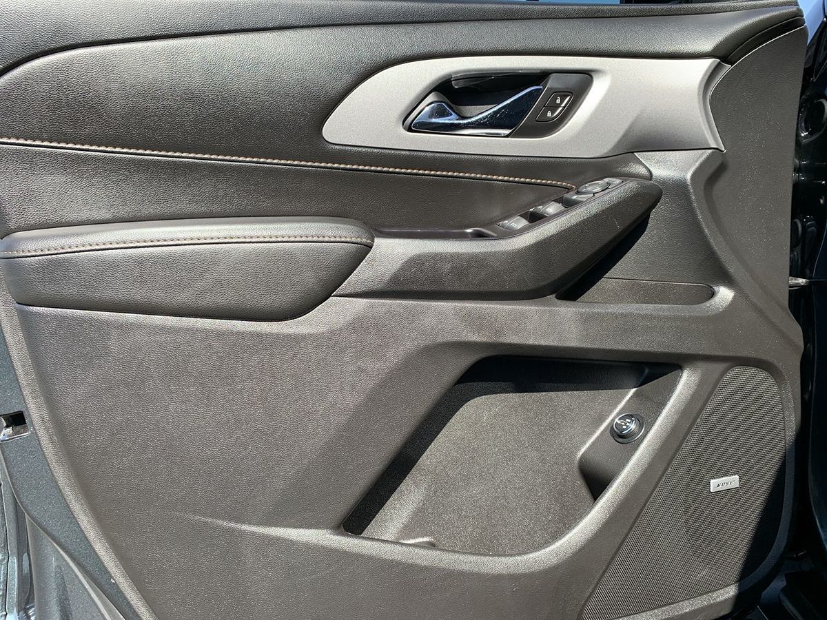 2020 Chevrolet Traverse RS photo 15