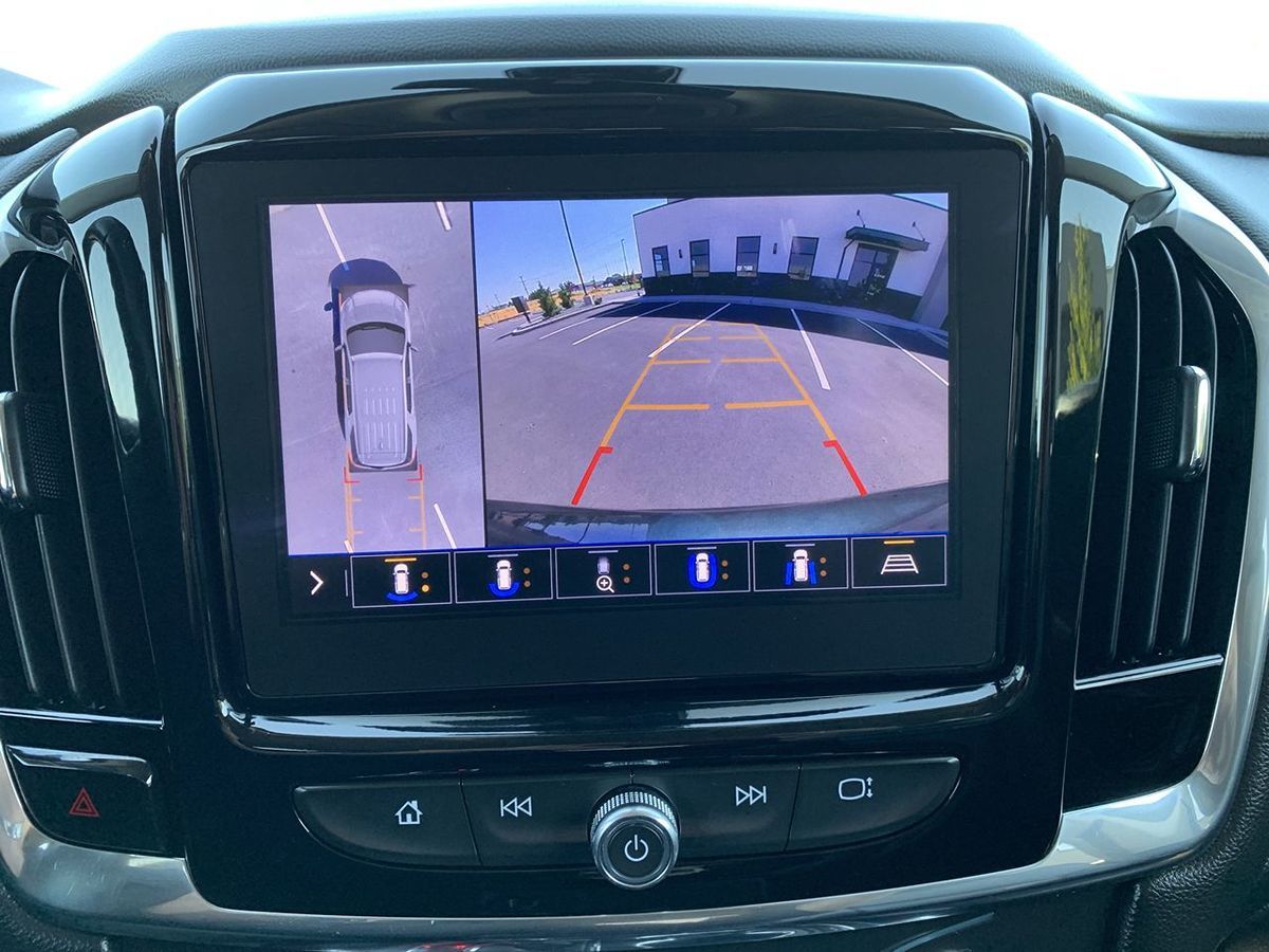 2020 Chevrolet Traverse RS photo 25