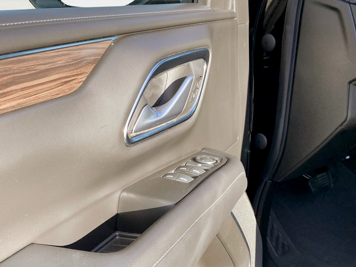 2022 Chevrolet Suburban LS - Photo 15