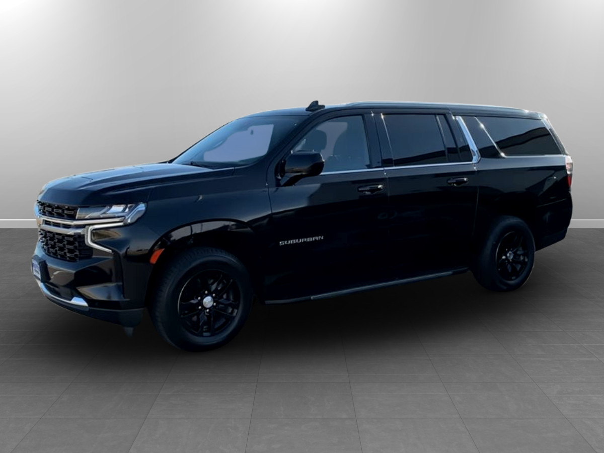Photo 3 of this Chevrolet Suburban