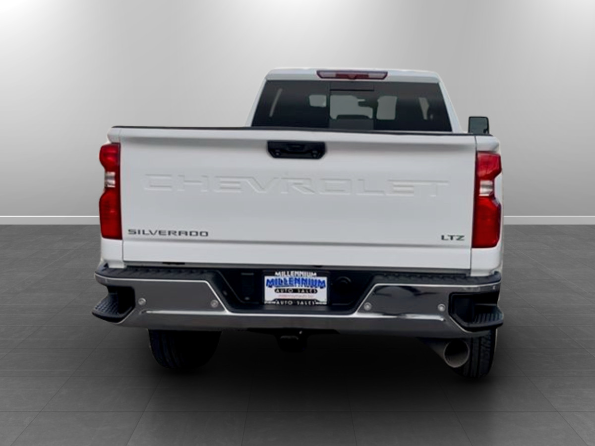 2021 Chevrolet Silverado 3500HD LTZ - Photo 6