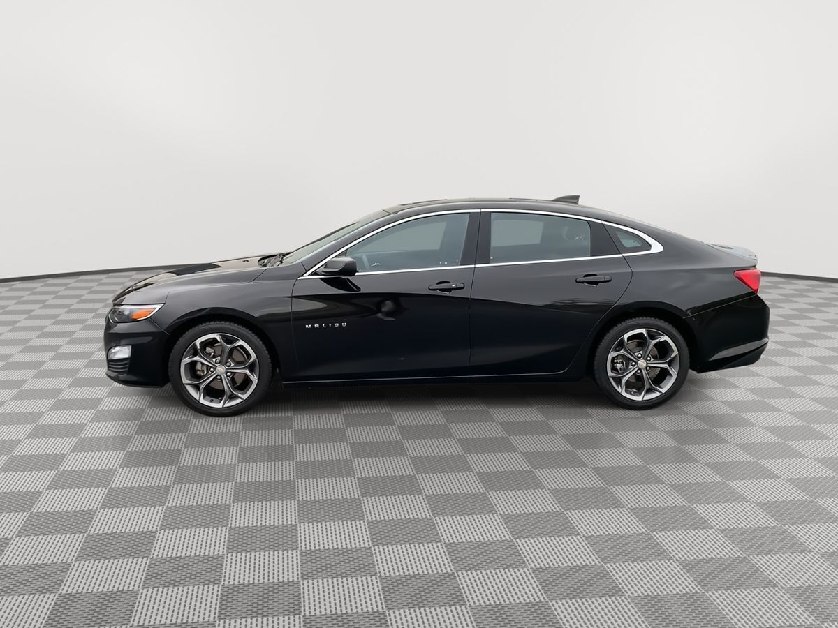 2023 Chevrolet Malibu 1LT photo 4