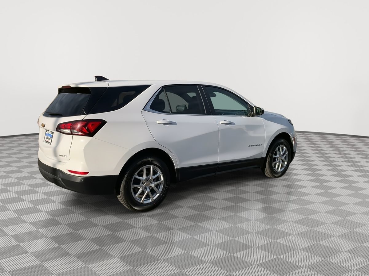 2024 Chevrolet Equinox LT photo 4
