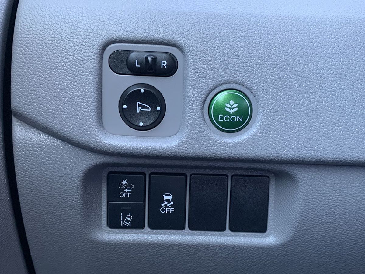 2019 Honda Pilot LX - Photo 15