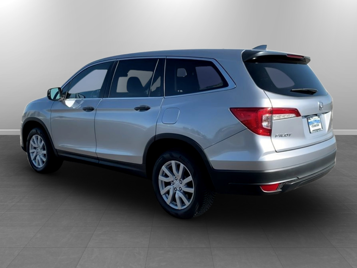2019 Honda Pilot LX - Photo 5