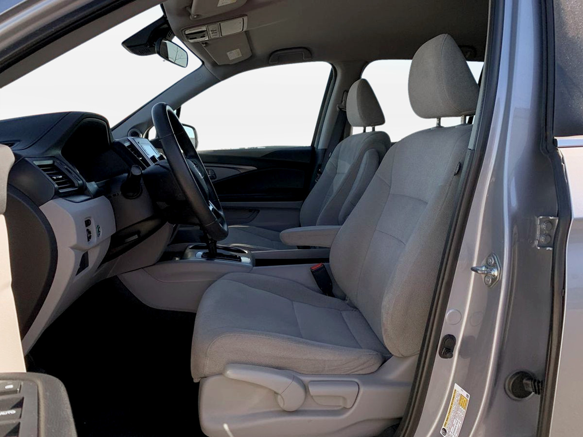 2019 Honda Pilot LX - Photo 26