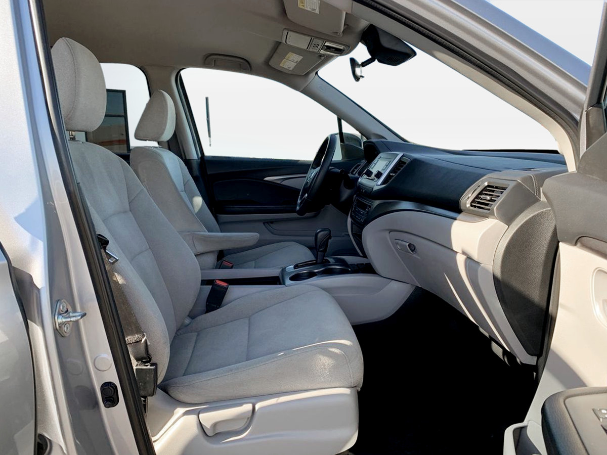 2019 Honda Pilot LX - Photo 29