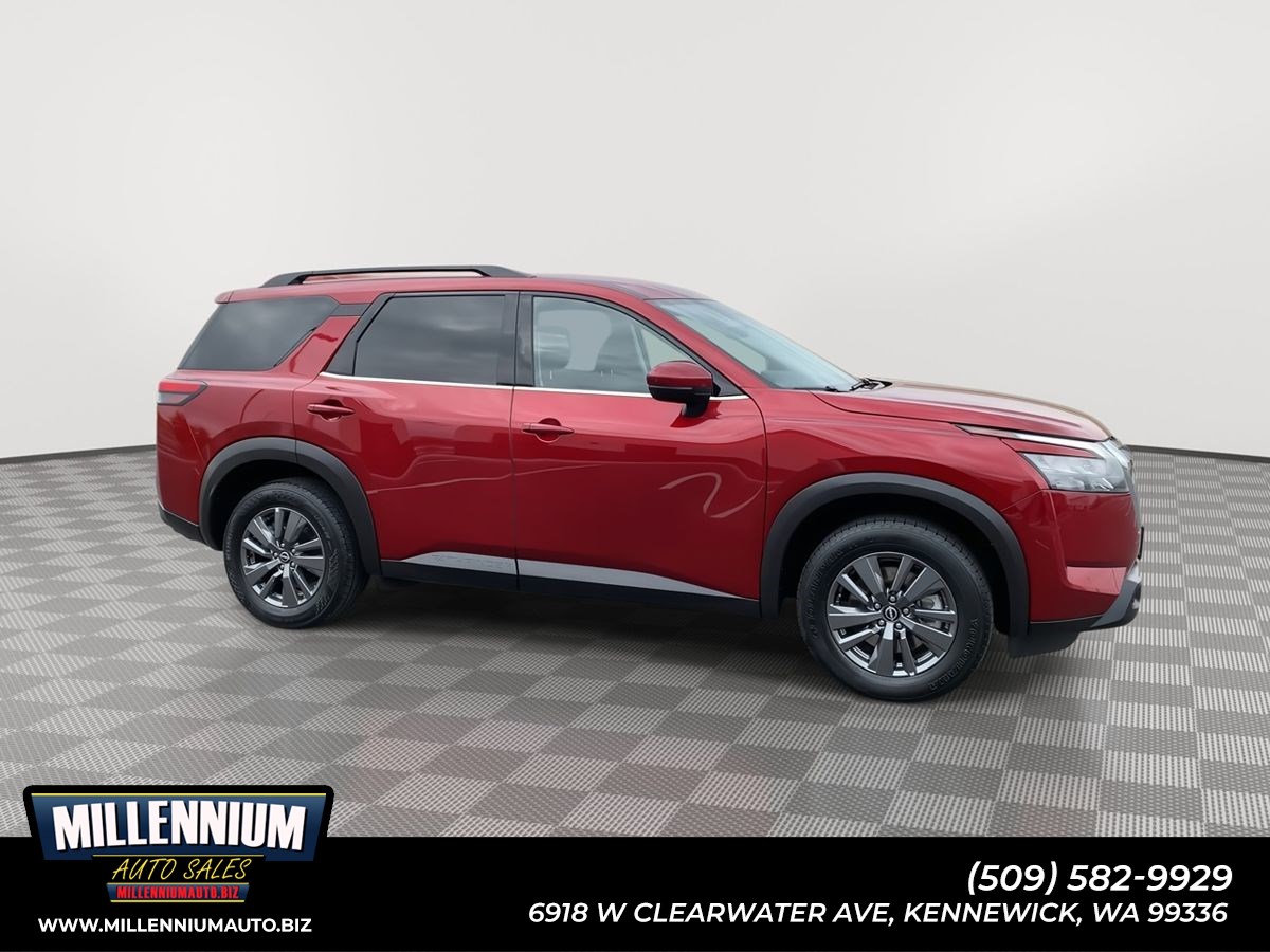 2024 Nissan Pathfinder SV 2WD's photo