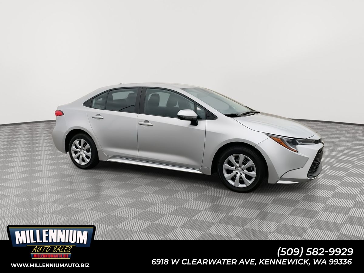 2024 Toyota Corolla LE CVT's photo