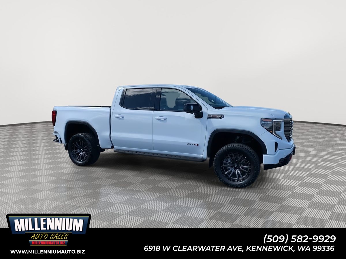 2023 GMC Sierra AT4 4WD Crew Cab Short Box's photo