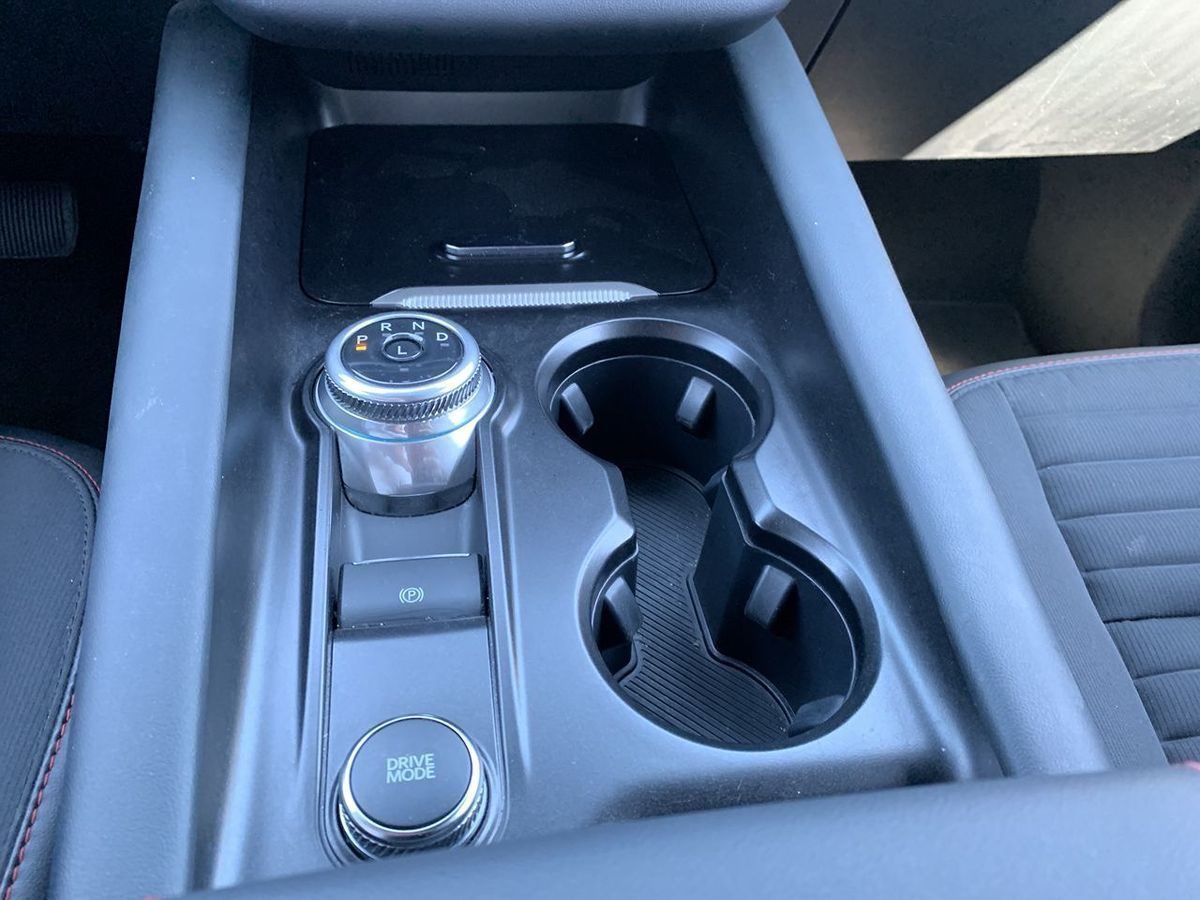 Photo 27 of this Ford Explorer