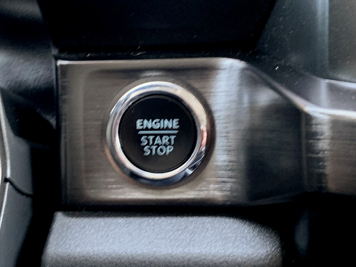 Photo 23 of this Ford Super Duty F-350 SRW