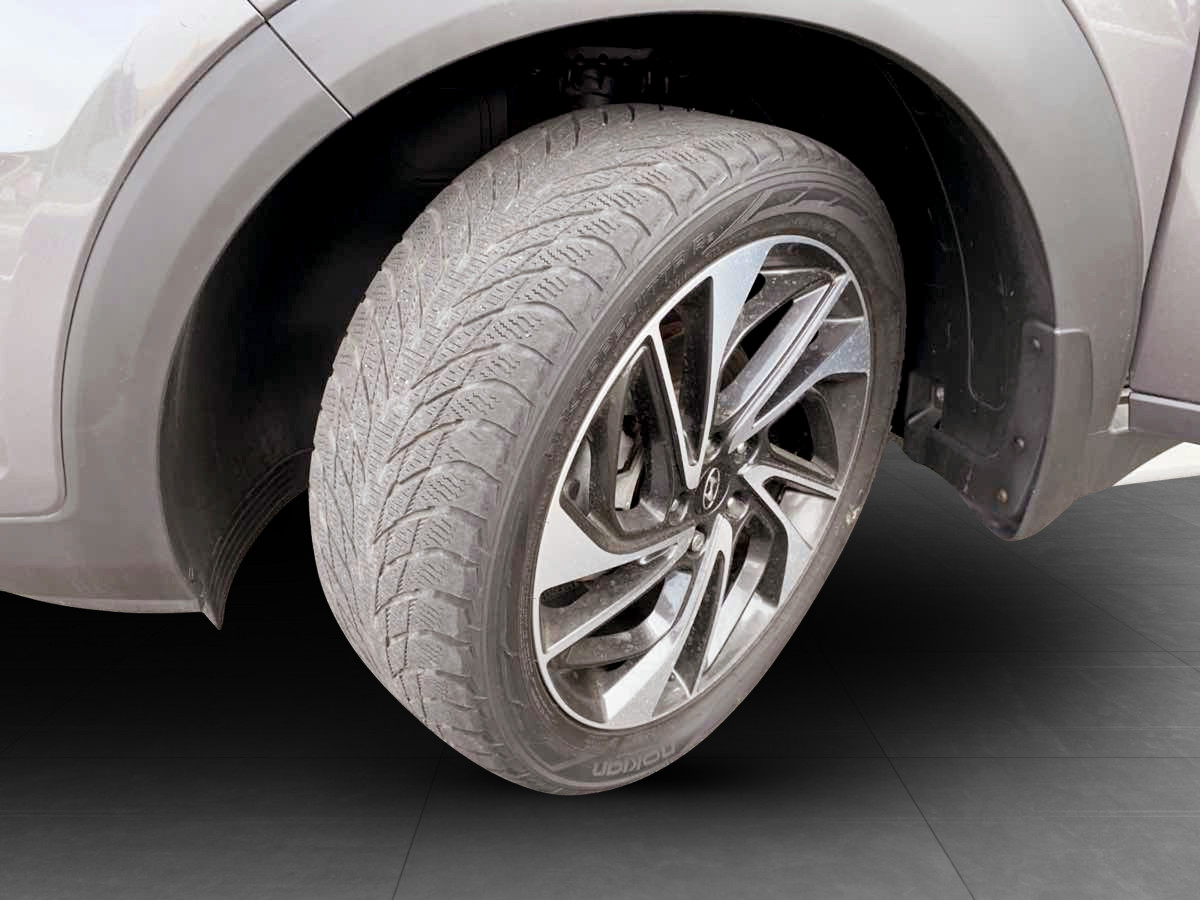 Photo 10 of this Hyundai Tucson