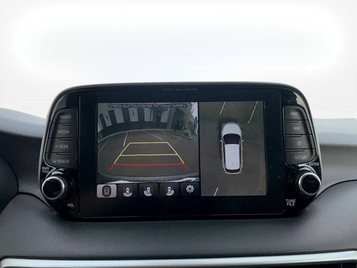 Photo 26 of this Hyundai Tucson