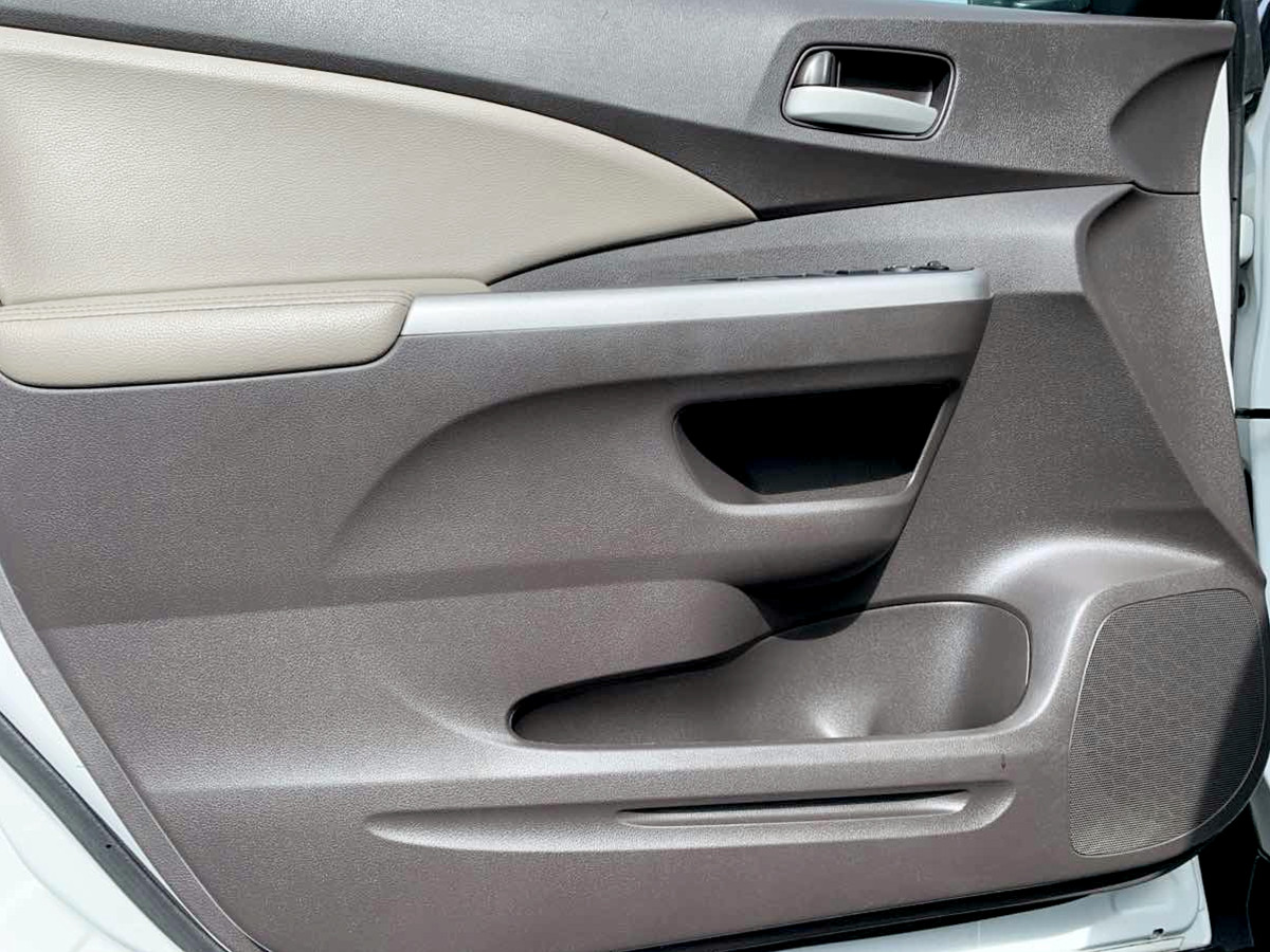 Photo 14 of this Honda CR-V