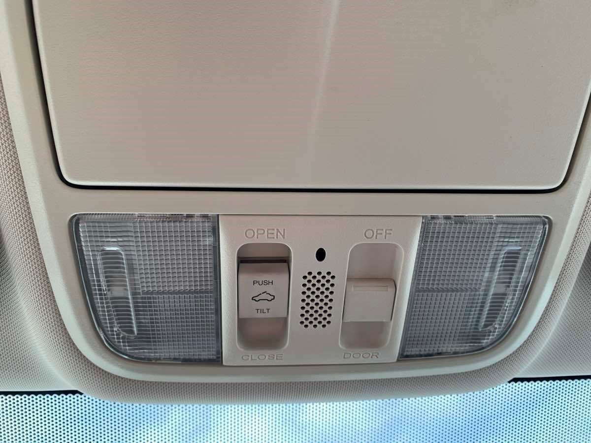 Photo 28 of this Honda CR-V