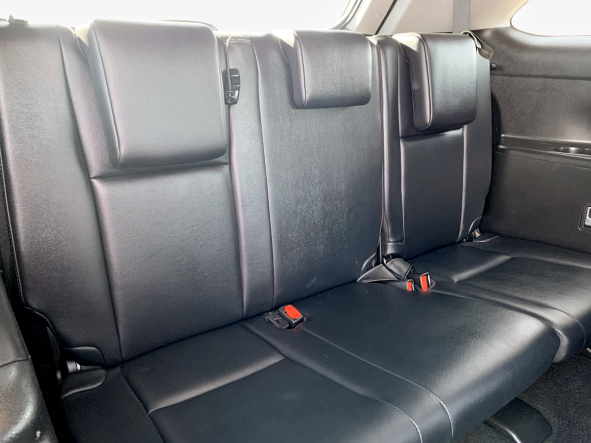Photo 19 of this Toyota Highlander
