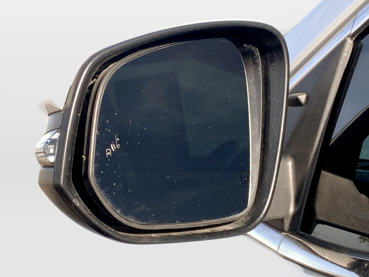 Photo 14 of this Toyota Highlander