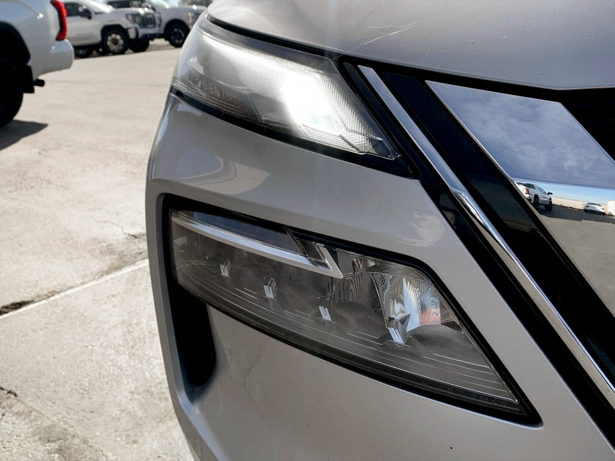 Photo 9 of this Nissan Rogue