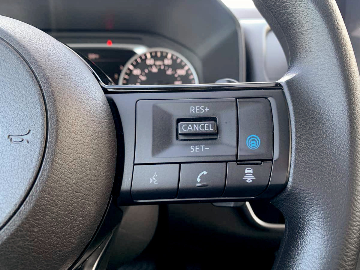 Photo 25 of this Nissan Rogue