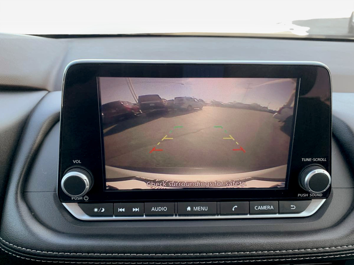 Photo 27 of this Nissan Rogue