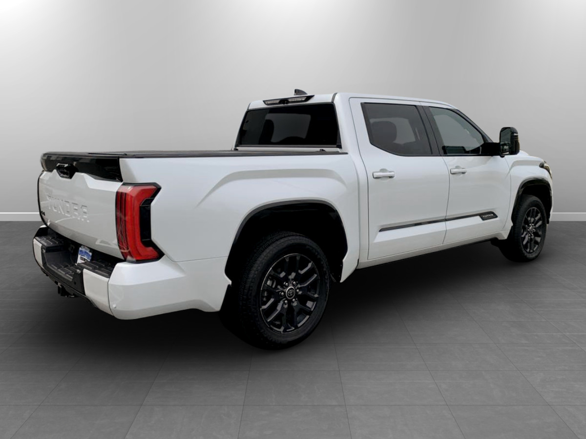 Photo 7 of this Toyota Tundra 4WD