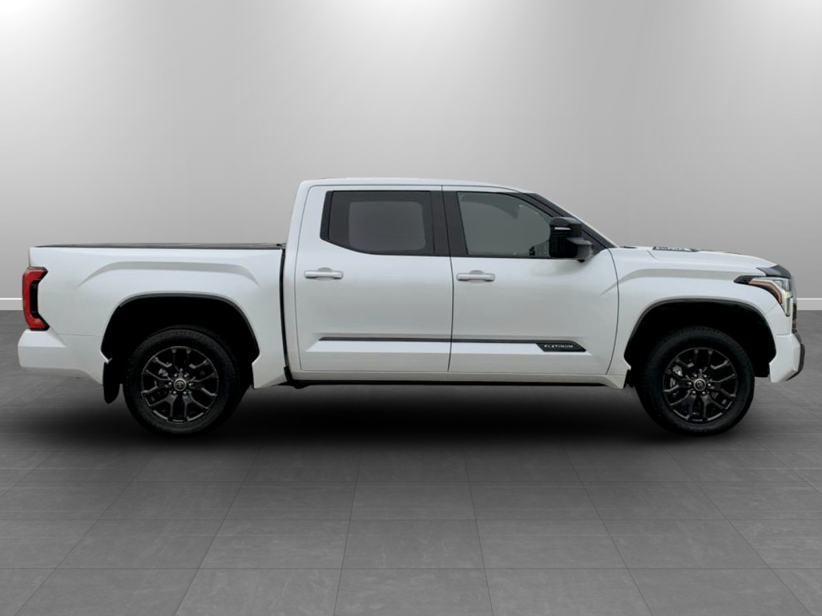 Photo 8 of this Toyota Tundra 4WD