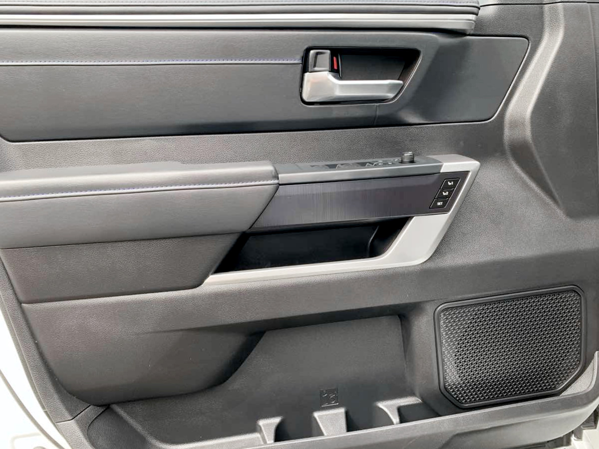 Photo 14 of this Toyota Tundra 4WD