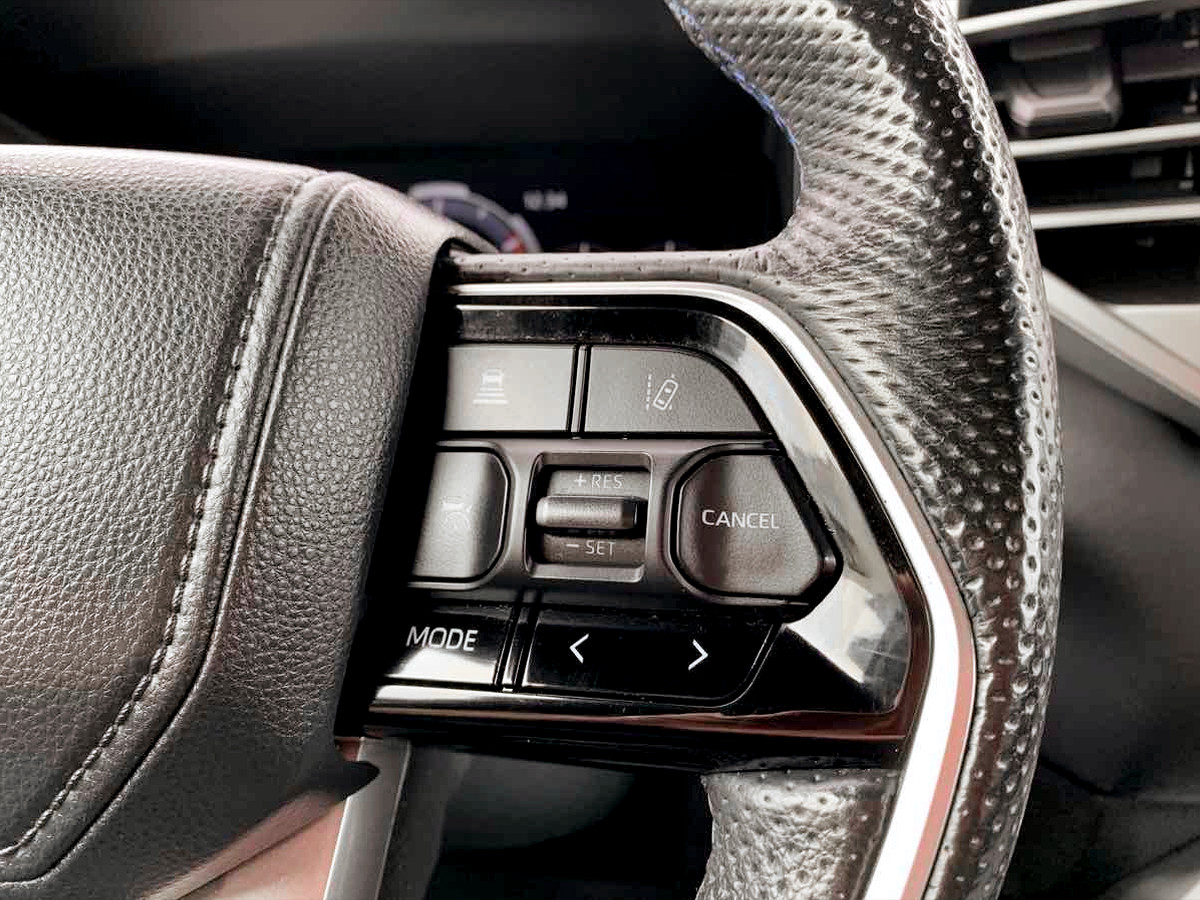 Photo 27 of this Toyota Tundra 4WD