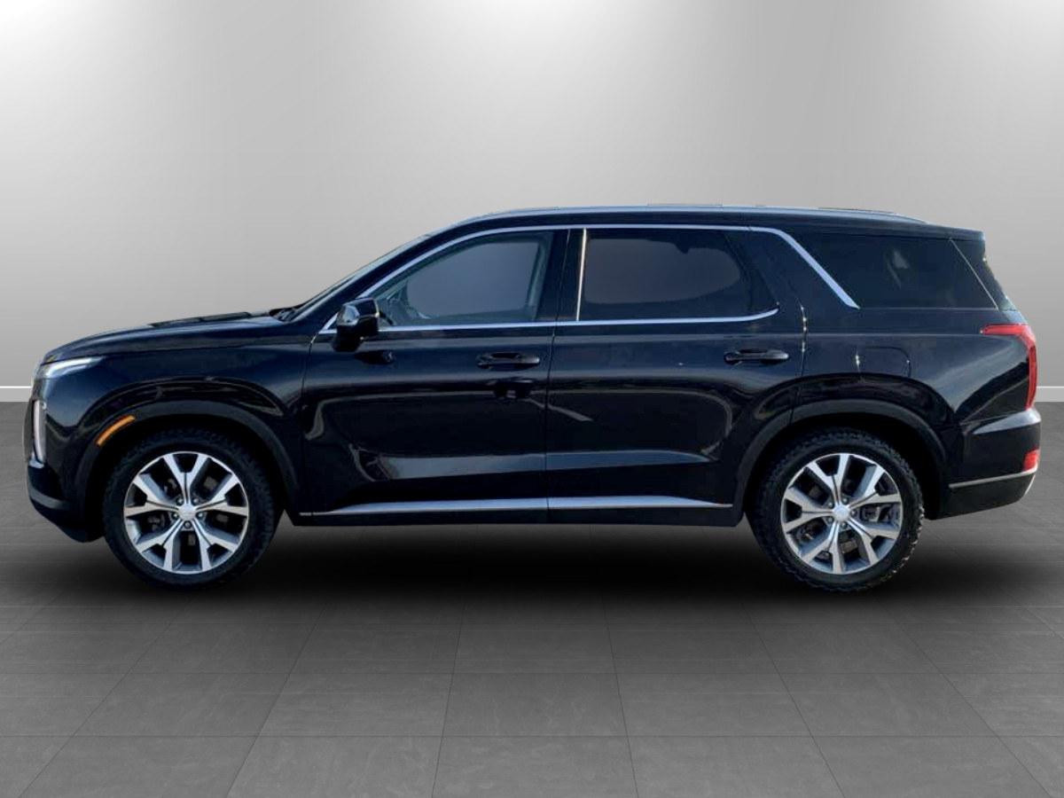 Photo 4 of this Hyundai Palisade