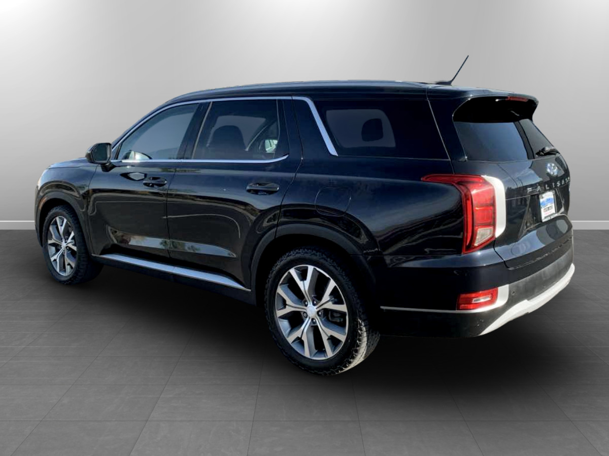 Photo 5 of this Hyundai Palisade