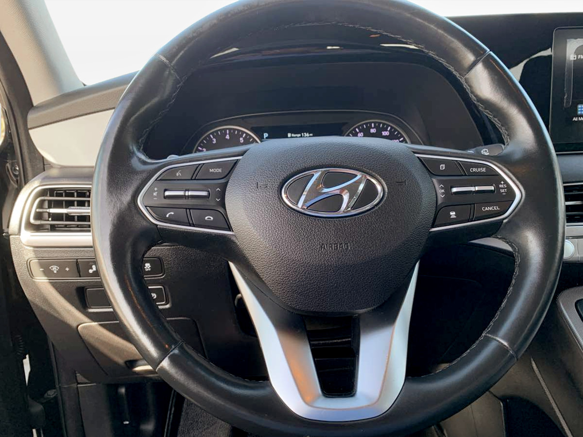 Photo 24 of this Hyundai Palisade