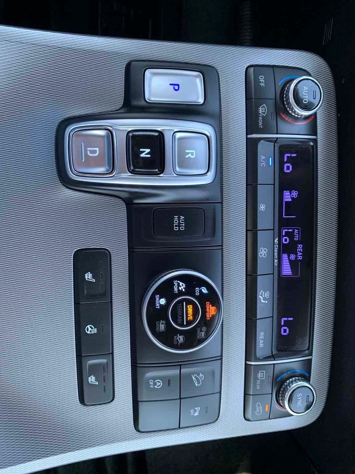 Photo 31 of this Hyundai Palisade