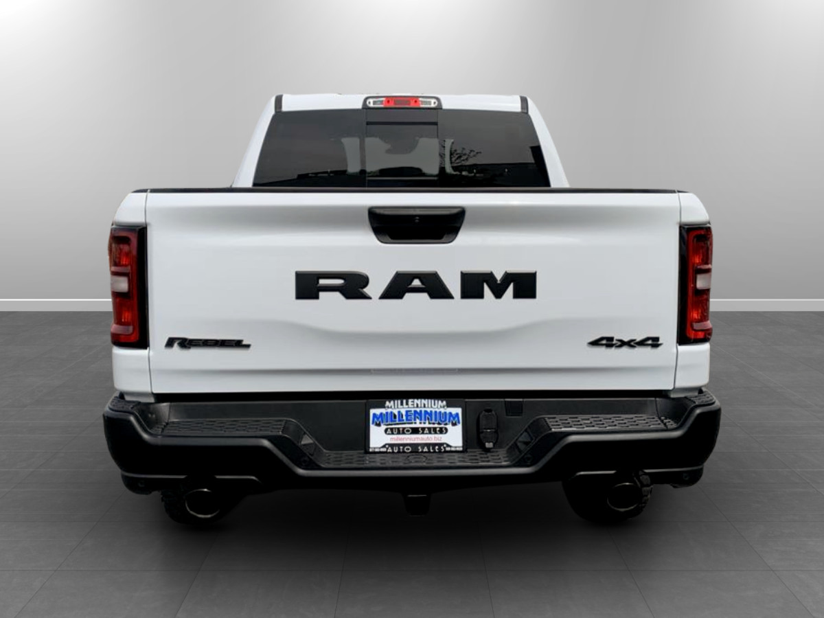 Photo 6 of this Ram 1500