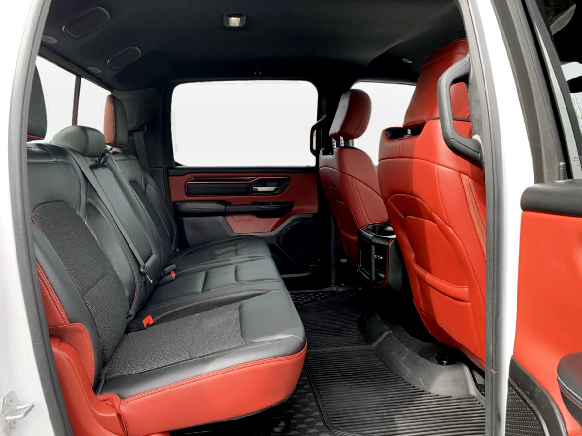 Photo 18 of this Ram 1500