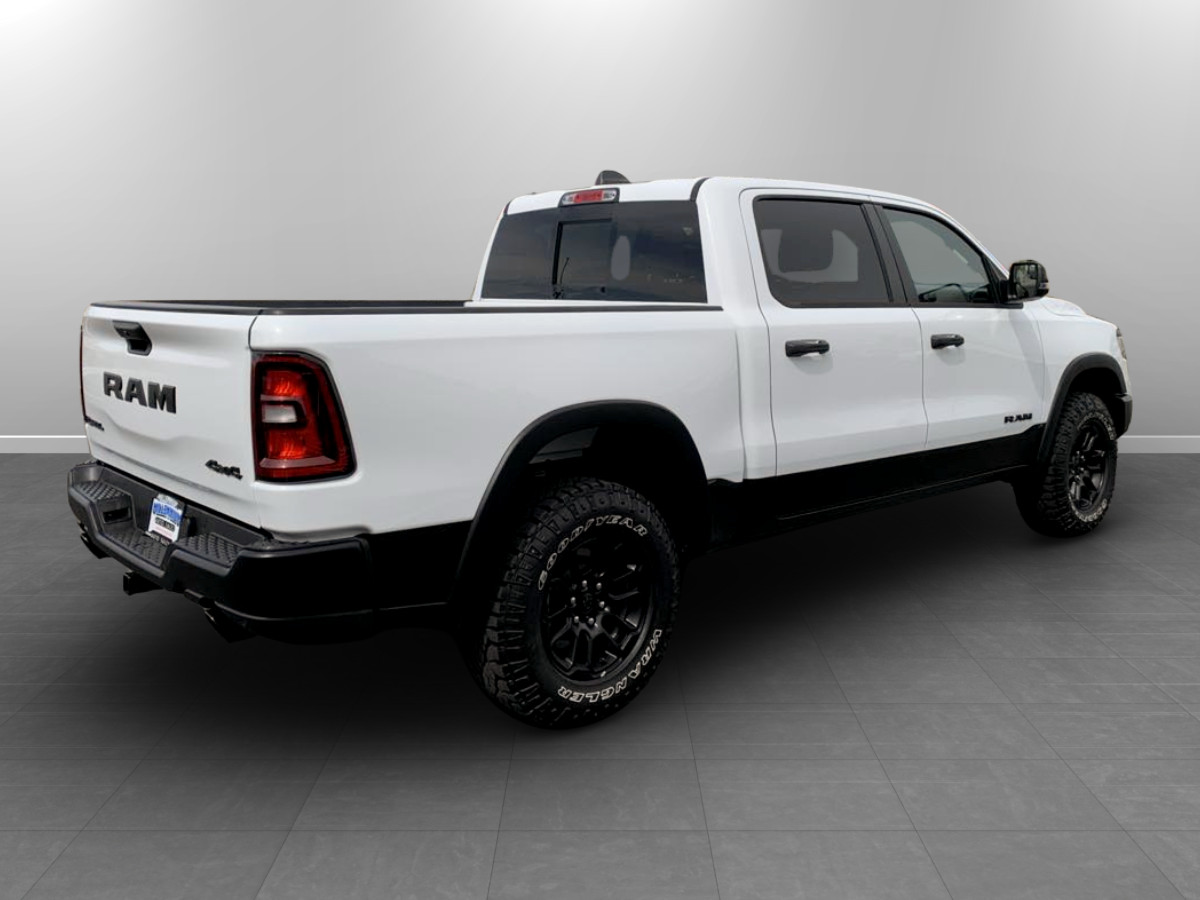 Photo 7 of this Ram 1500