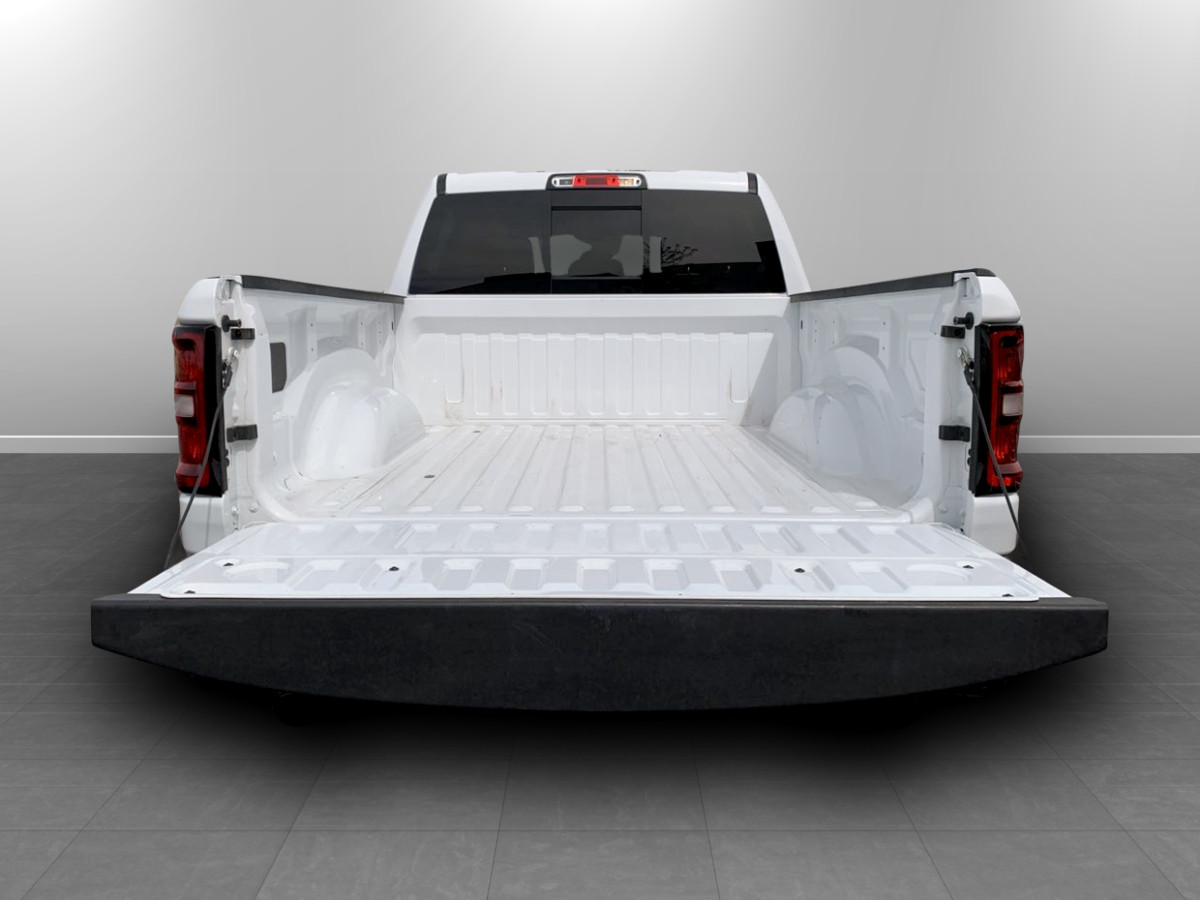Photo 13 of this Ram 1500