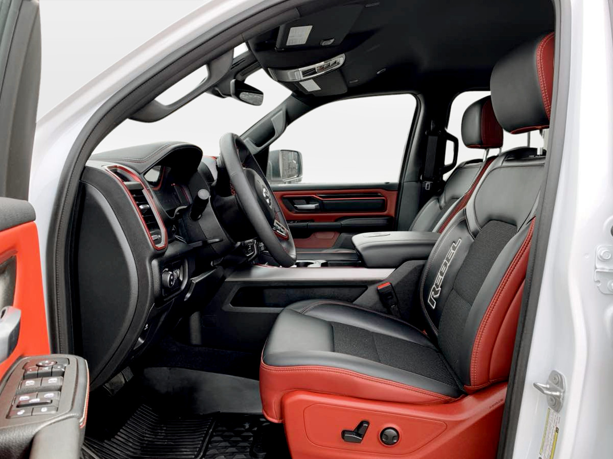 Photo 16 of this Ram 1500