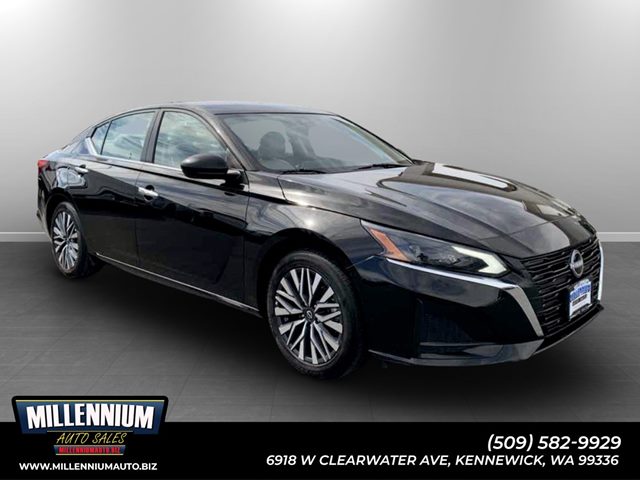 Super Black 2025 Nissan Altima Sedan Front-Wheel Drive Automatic