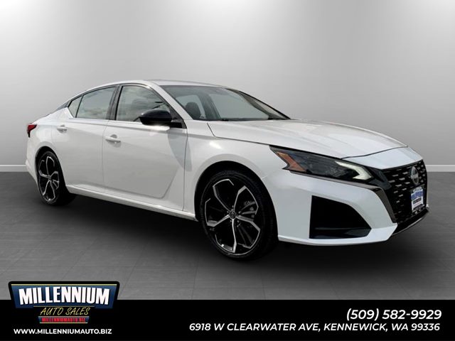 Glacier White 2025 Nissan Altima Sedan Front-Wheel Drive Automatic