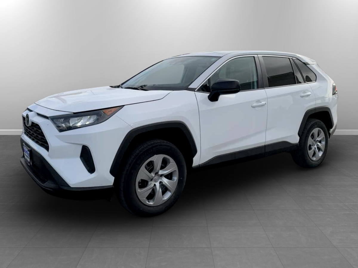 Photo 3 of this Toyota RAV4