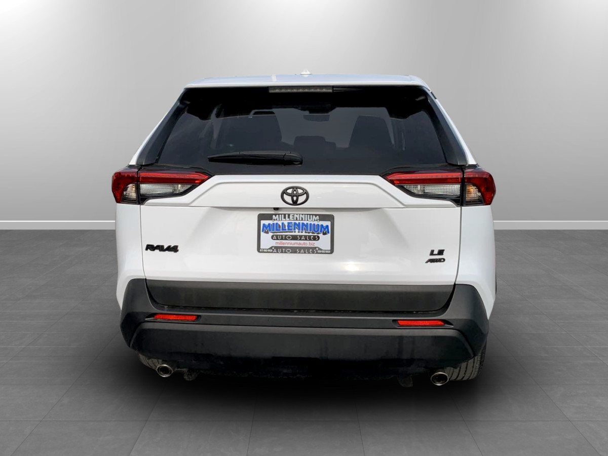 Photo 6 of this Toyota RAV4