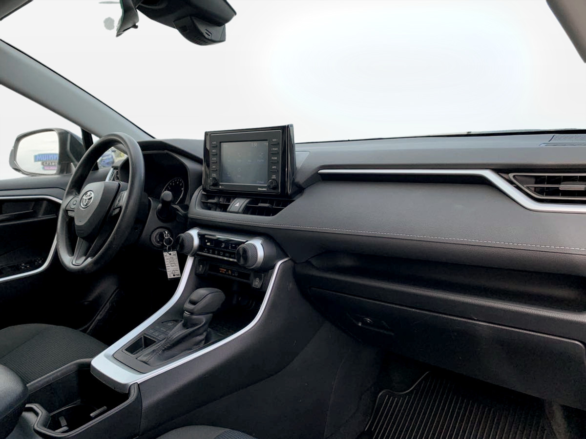 Photo 18 of this Toyota RAV4