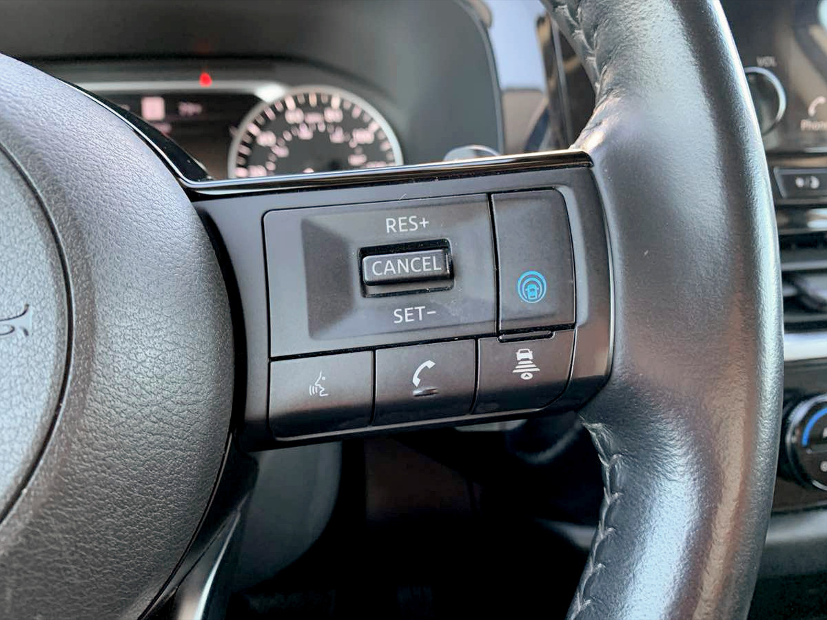 Photo 27 of this Nissan Pathfinder