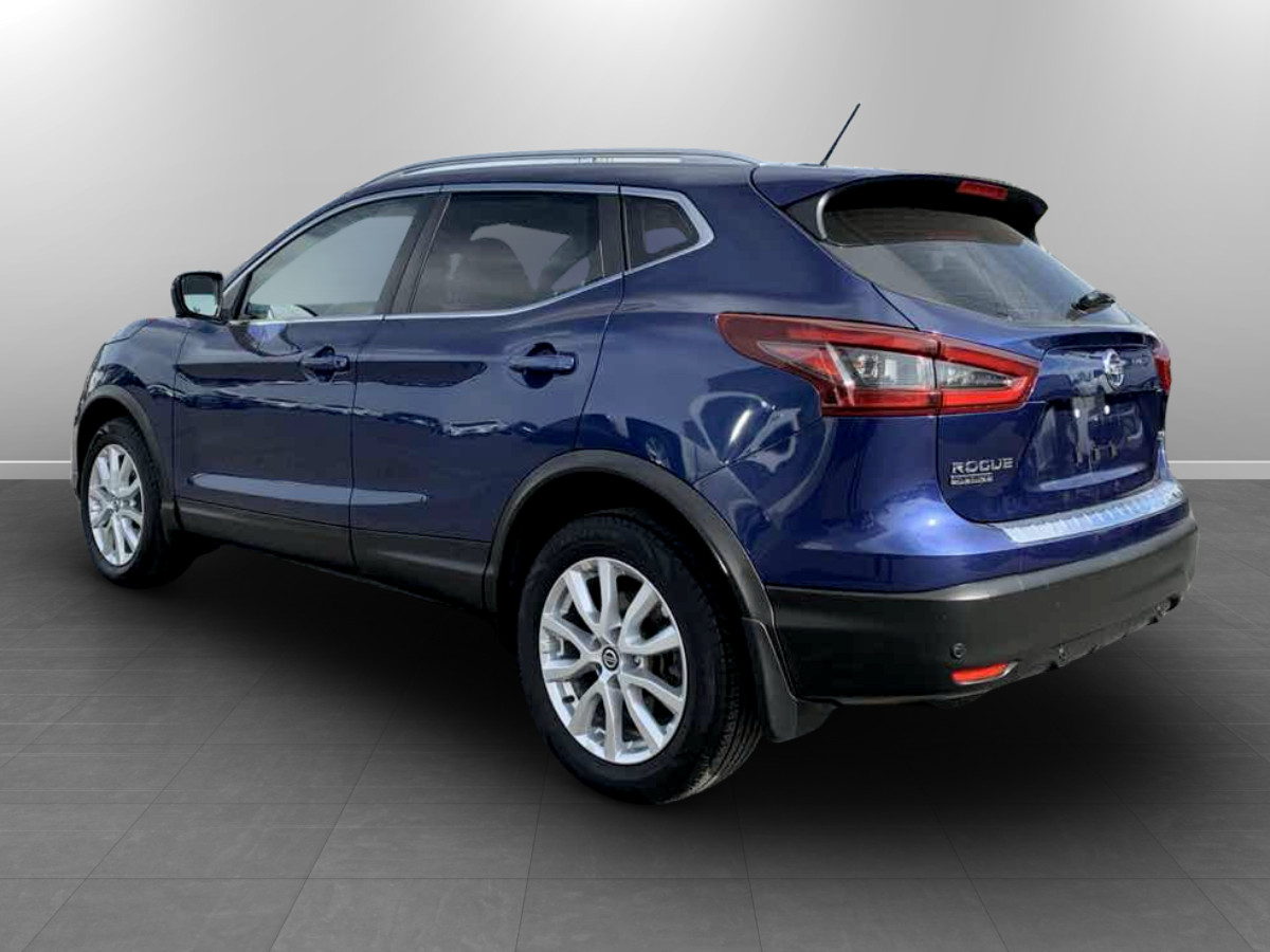 Photo 5 of this Nissan Rogue Sport