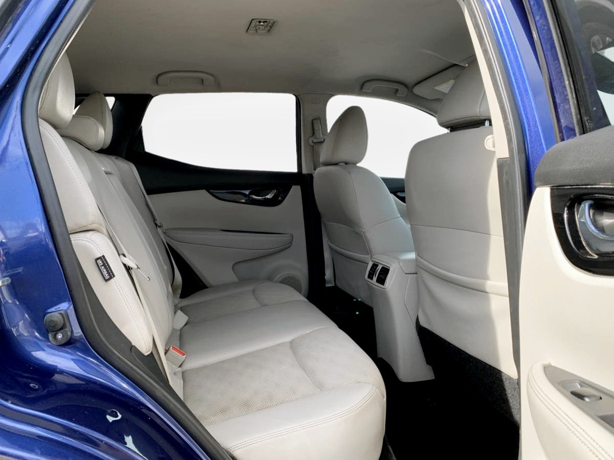 Photo 17 of this Nissan Rogue Sport