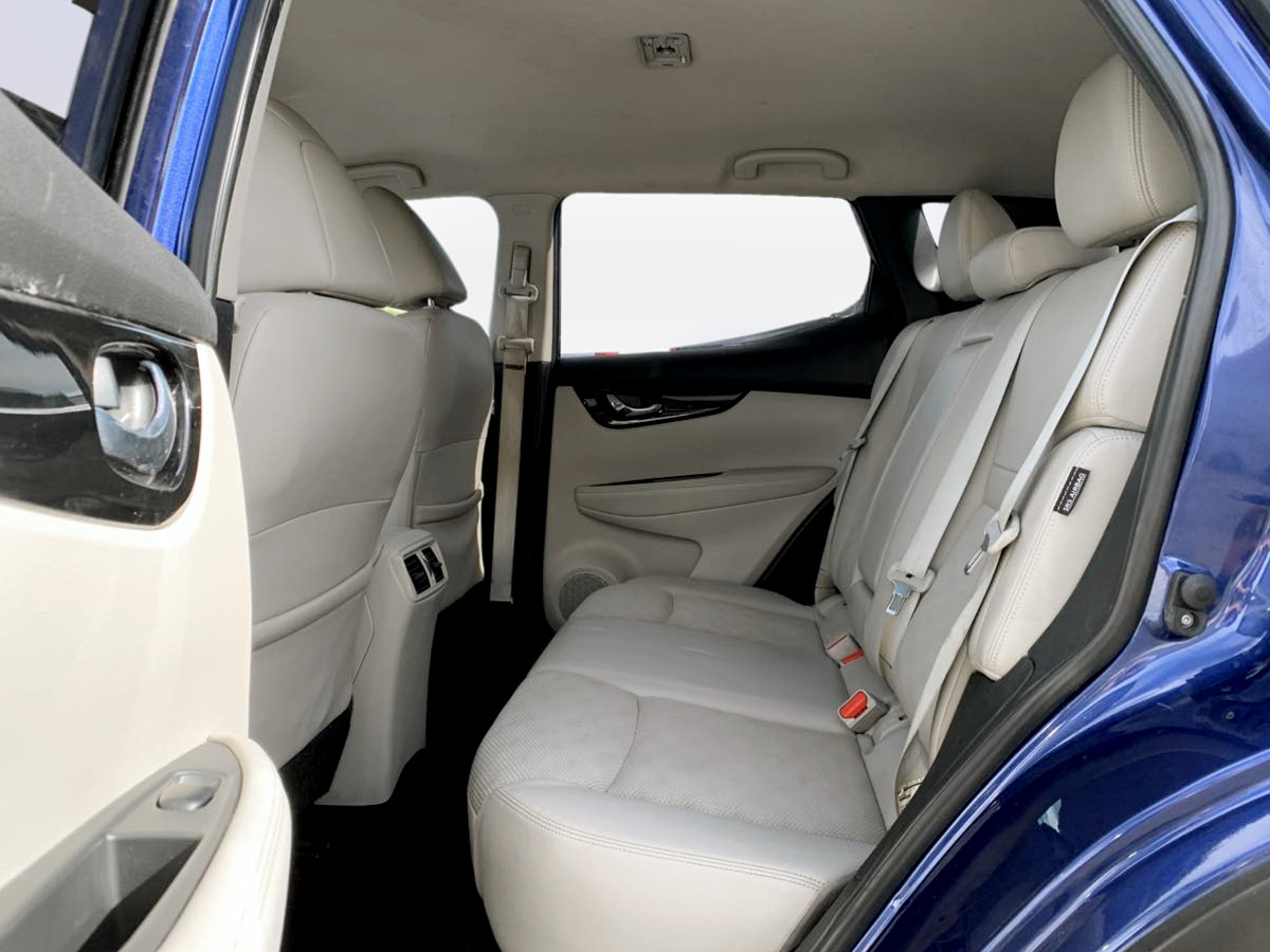 Photo 16 of this Nissan Rogue Sport