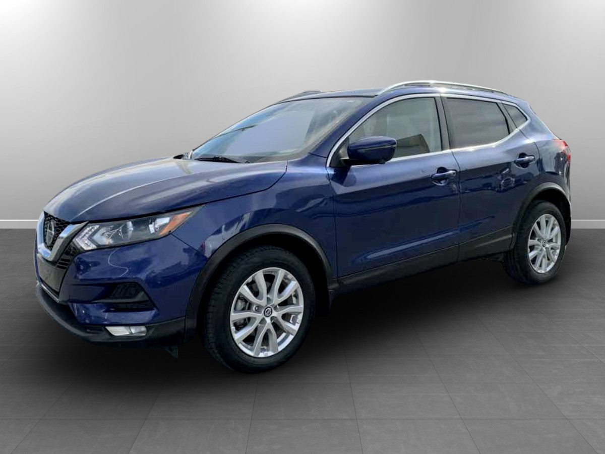 Photo 3 of this Nissan Rogue Sport